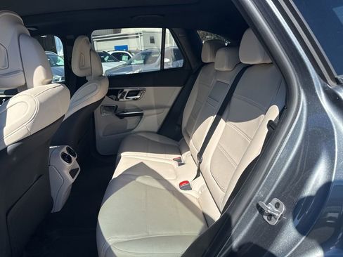 Certified 2023 Mercedes-Benz GLC 300 4MATIC image 9