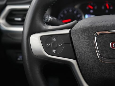 Used 2018 GMC Acadia SLT AWD/4WD image 26