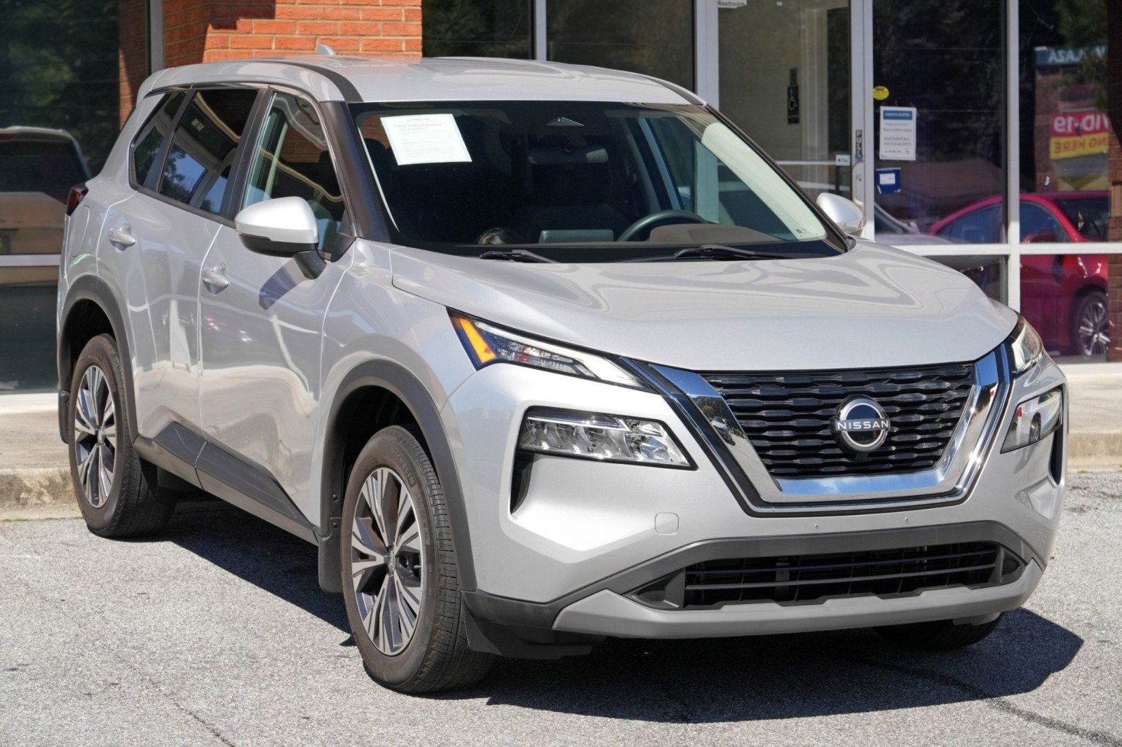 Used 2022 Nissan Rogue SV FWD image 48