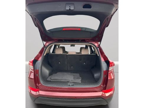 Used 2016 Hyundai Tucson SE w/ Option Group 12 AWD/4WD image 4