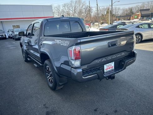 Used 2023 Toyota Tacoma TRD Sport image 7