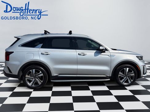 Used 2023 Kia Sorento SX Prestige AWD/4WD image 6