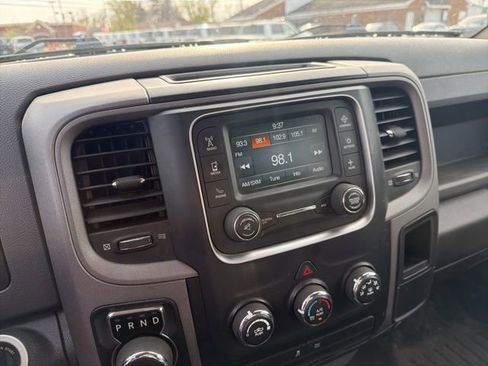 Used 2017 RAM 1500 ST w/ SXT Appearance Group image 9