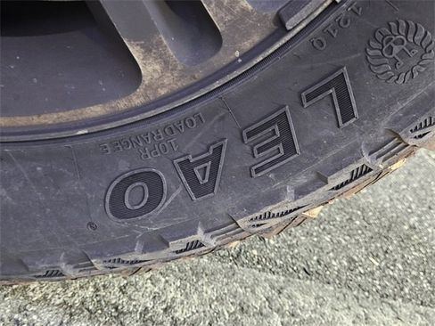 Used 2016 Ford F250 Platinum w/ FX4 Off-Road Package image 6