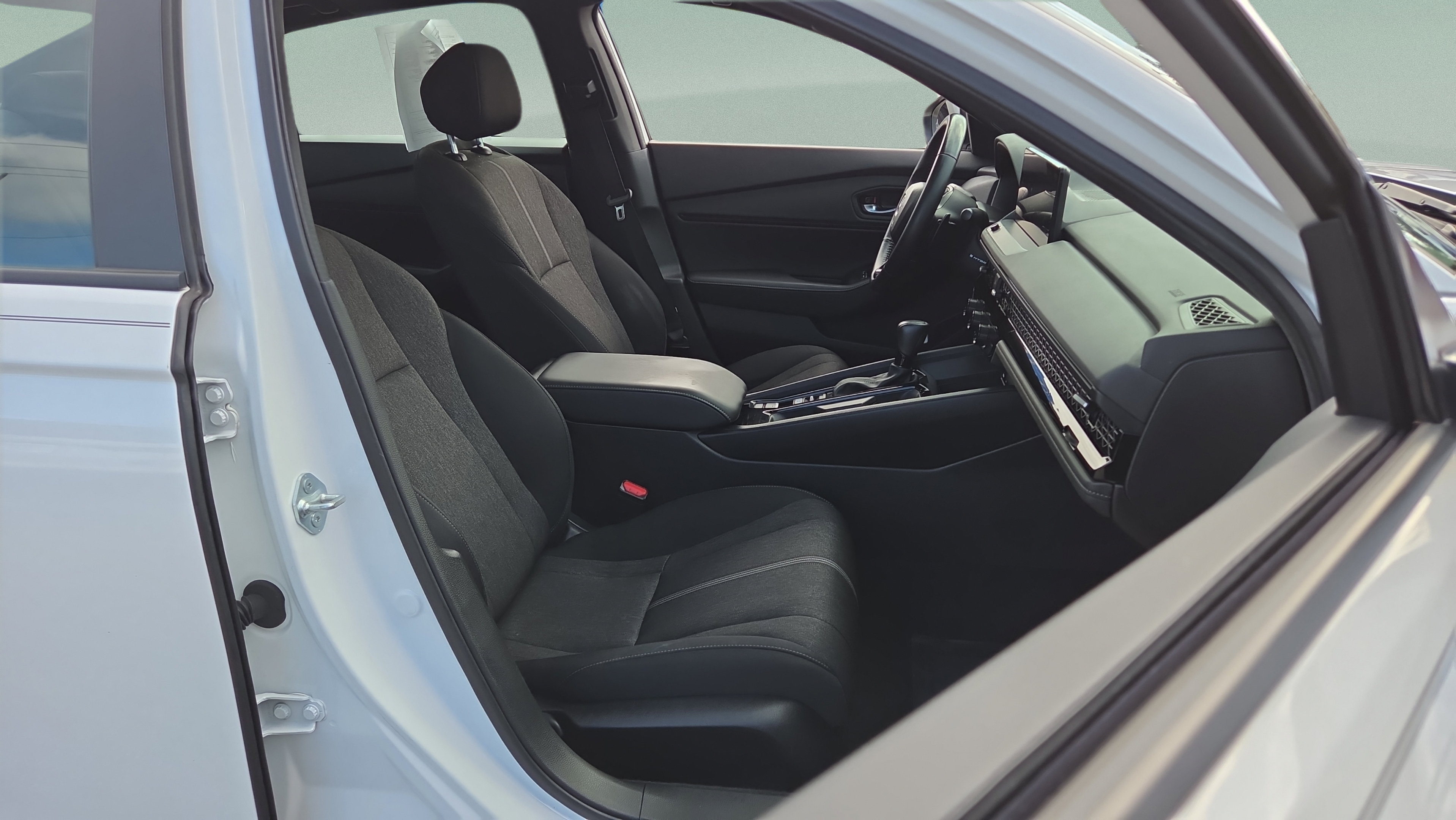 Used 2025 Honda Accord Sport image 20