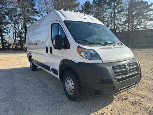 Used 2018 RAM ProMaster 2500 image 3