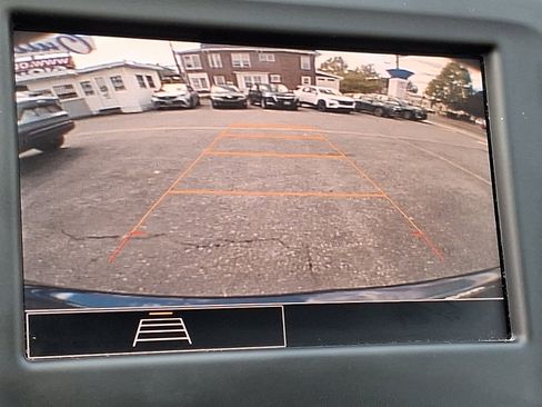 Used 2022 Chevrolet Equinox LT image 16