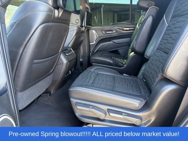 Used 2021 Cadillac Escalade Sport Platinum AWD/4WD image 18