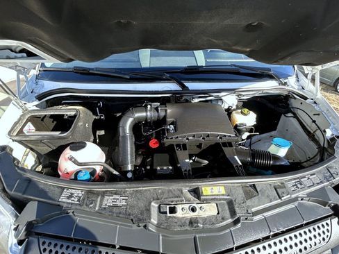 Used 2016 Mercedes-Benz Sprinter 3500 image 15