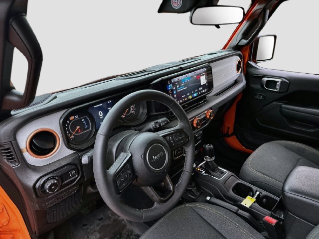 Used 2025 Jeep Wrangler Unlimited Sport AWD/4WD image 10