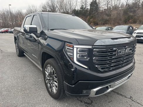 Used 2024 GMC Sierra 1500 Denali Ultimate image 3