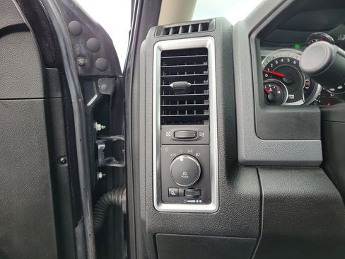 Used 2019 RAM 1500 Classic Warlock w/ Electronics Group image 21