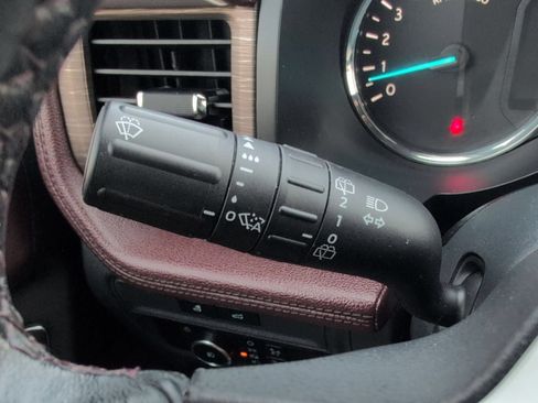 Used 2023 Ford Expedition Limited AWD/4WD image 15