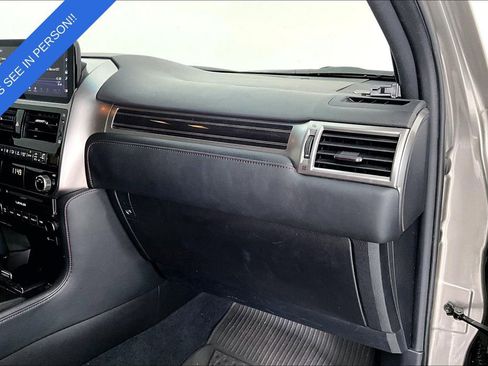 Used 2023 Lexus GX 460 Premium w/ Premium Package image 22