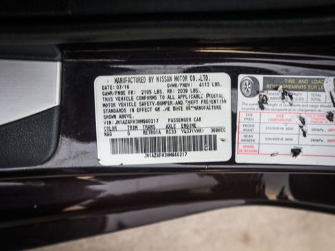 Used 2017 Nissan 370Z Touring image 33