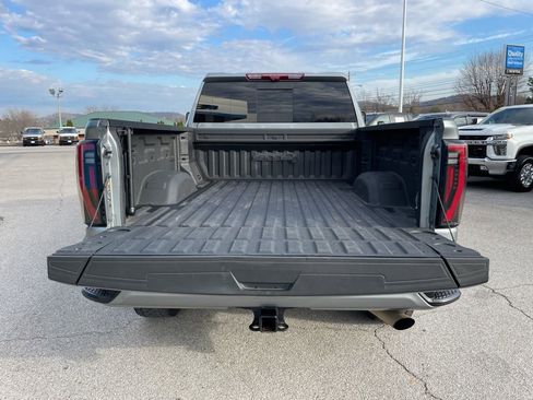Used 2024 GMC Sierra 2500 AT4 w/ AT4 Premium Plus Package image 48