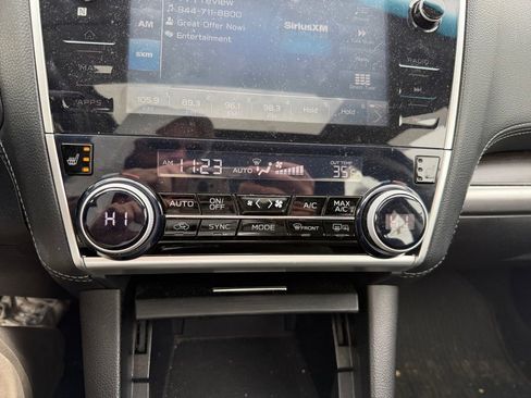 Used 2018 Subaru Legacy 2.5i Limited image 28