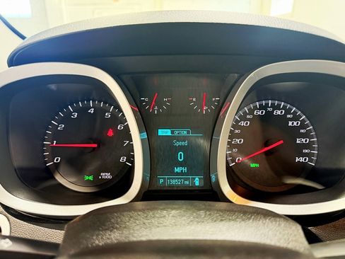 Used 2013 Chevrolet Equinox LS image 12