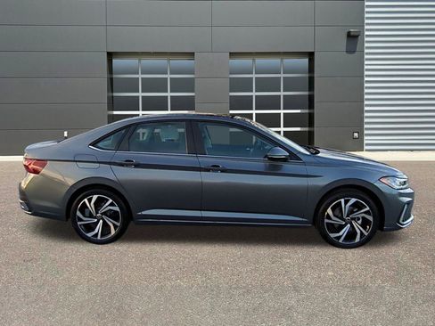 New 2026 Volkswagen Jetta SEL image 8