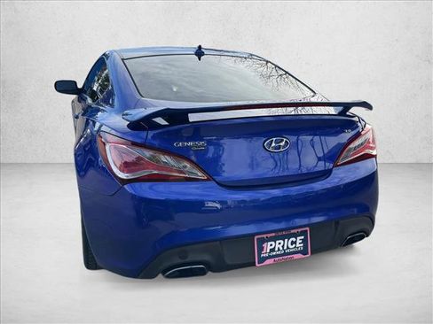 Used 2013 Hyundai Genesis 3.8 image 5