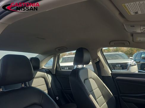 Used 2024 Volkswagen Jetta SE image 23