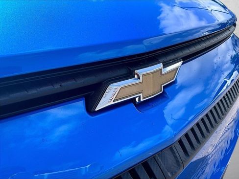 Used 2025 Chevrolet Equinox EV LT FWD image 30