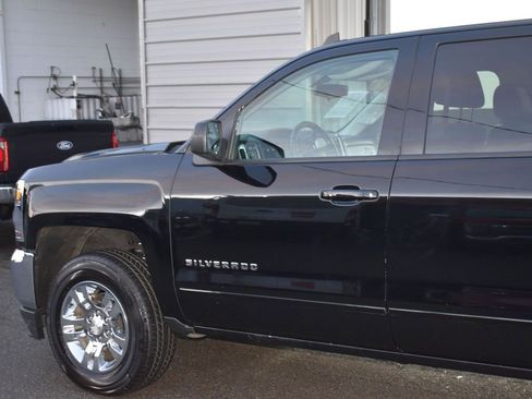 Used 2017 Chevrolet Silverado 1500 LT w/ All Star Edition image 5