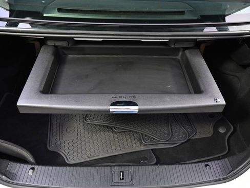 Used 2016 Mercedes-Benz E 350 4MATIC Sedan image 15