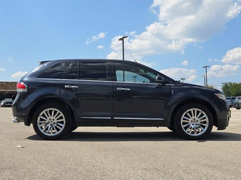 Used 2014 Lincoln MKX FWD w/ Equipment Group 102A image 6