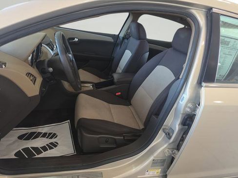 Used 2009 Chevrolet Malibu LS FWD image 12