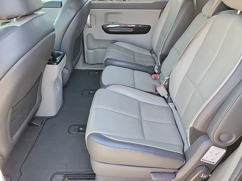 Used 2015 Kia Sedona EX w/ EX Premium Package image 6