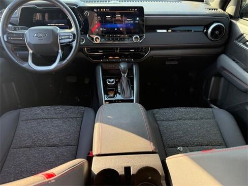 Used 2023 Chevrolet Colorado Z71 w/ Z71 Convenience Package 2 image 12