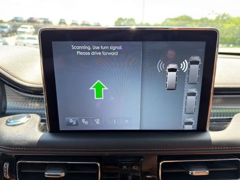Used 2023 Lincoln Aviator Black Label Grand Touring w/ Class IV Trailer Tow Package AWD/4WD image 32