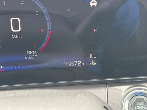 Used 2025 Chevrolet Trax ACTIV w/ Sunroof Package image 14