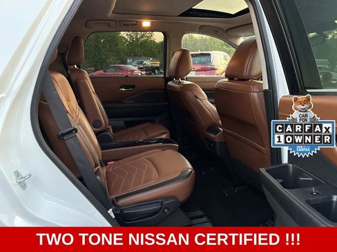 Certified 2023 Nissan Pathfinder Platinum AWD/4WD image 11