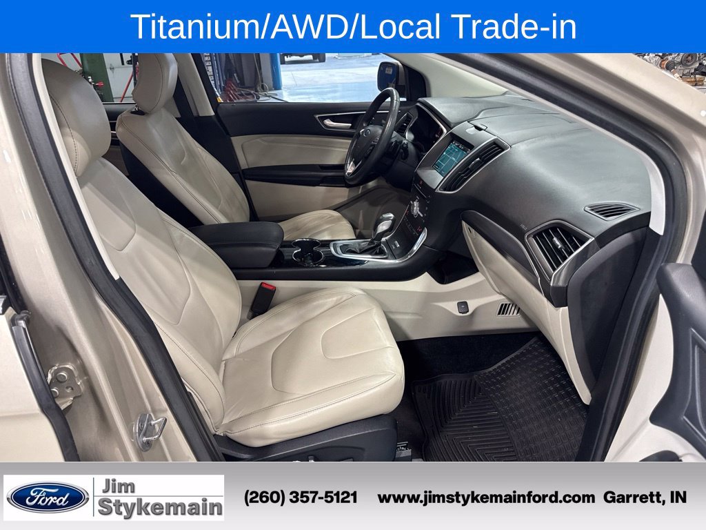 Used 2017 Ford Edge Titanium w/ Technology Package AWD/4WD image 36