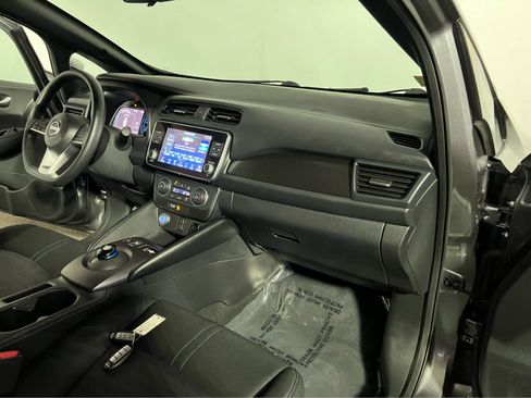 Certified 2023 Nissan Leaf S FWD image 28