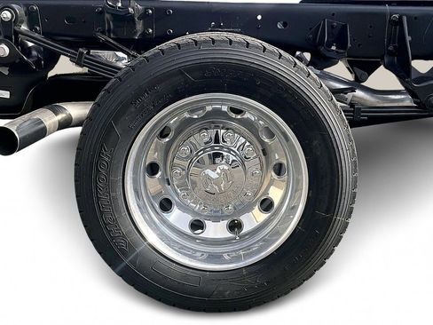 New 2026 RAM 4500 Tradesman w/ Chrome Appearance Group AWD/4WD image 31
