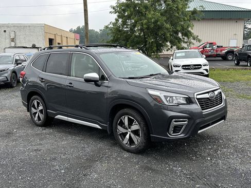 Used 2020 Subaru Forester Touring w/ Popular Package #2 AWD/4WD image 2