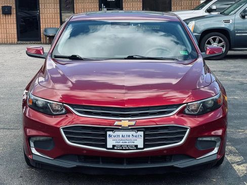 Used 2017 Chevrolet Malibu LT w/ Leather Package image 7