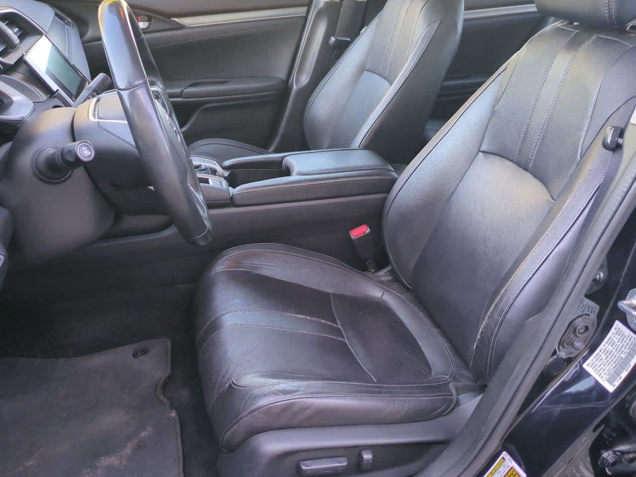 Used 2017 Honda Civic Touring image 15