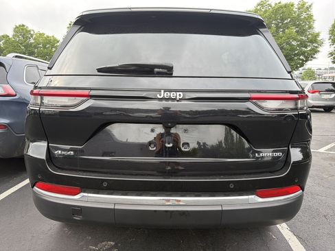 Certified 2023 Jeep Grand Cherokee Laredo w/ Luxury Tech Group I AWD/4WD image 6