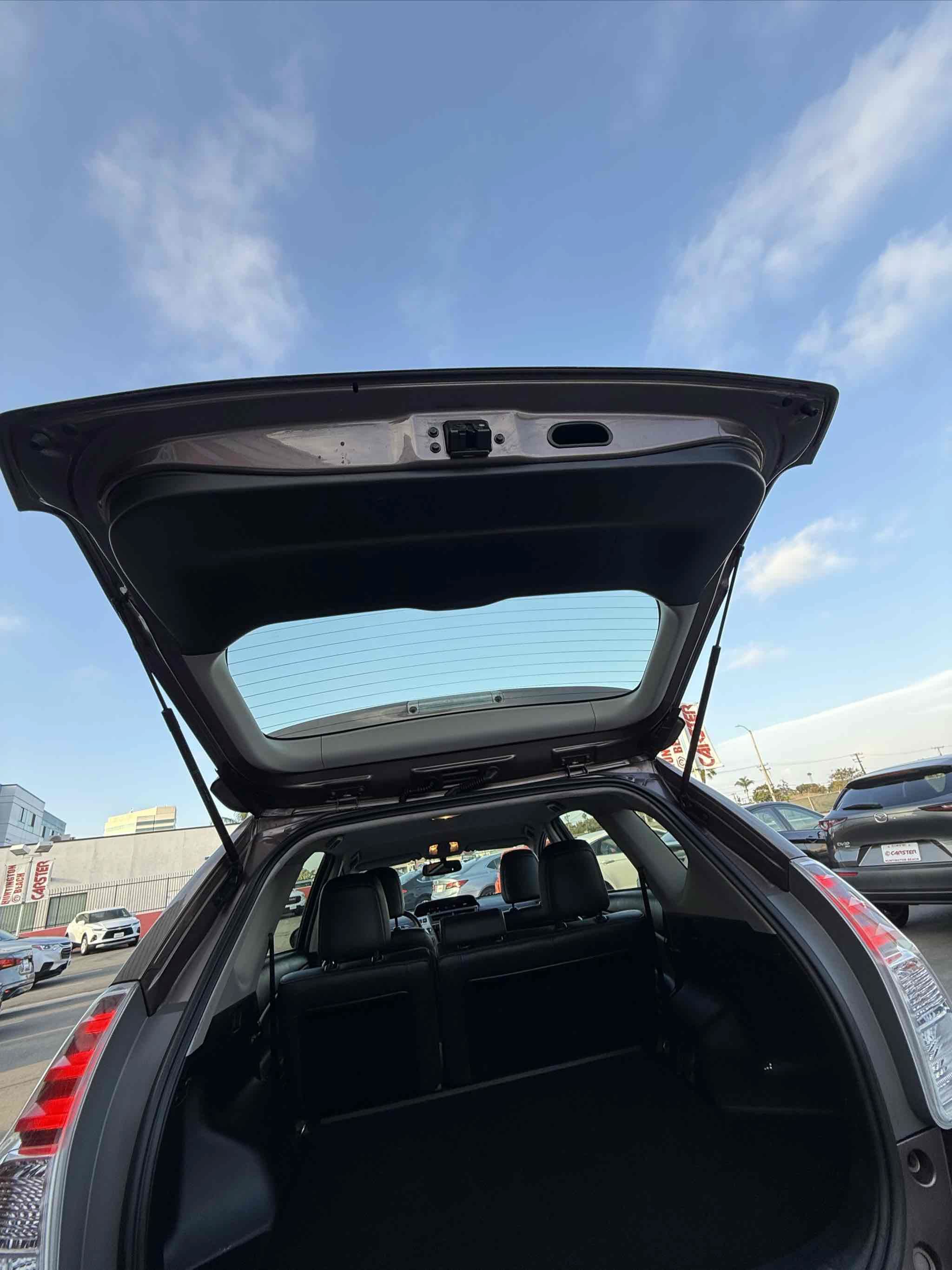 Used 2017 Toyota Prius V Four FWD image 71