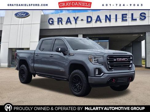 Used 2019 GMC Sierra 1500 AT4 w/ Off Road Performance Package AWD/4WD image 1