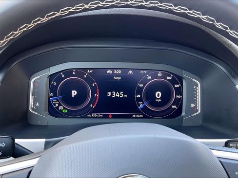 Used 2023 Volkswagen Atlas SE w/ Panoramic Sunroof Package image 20