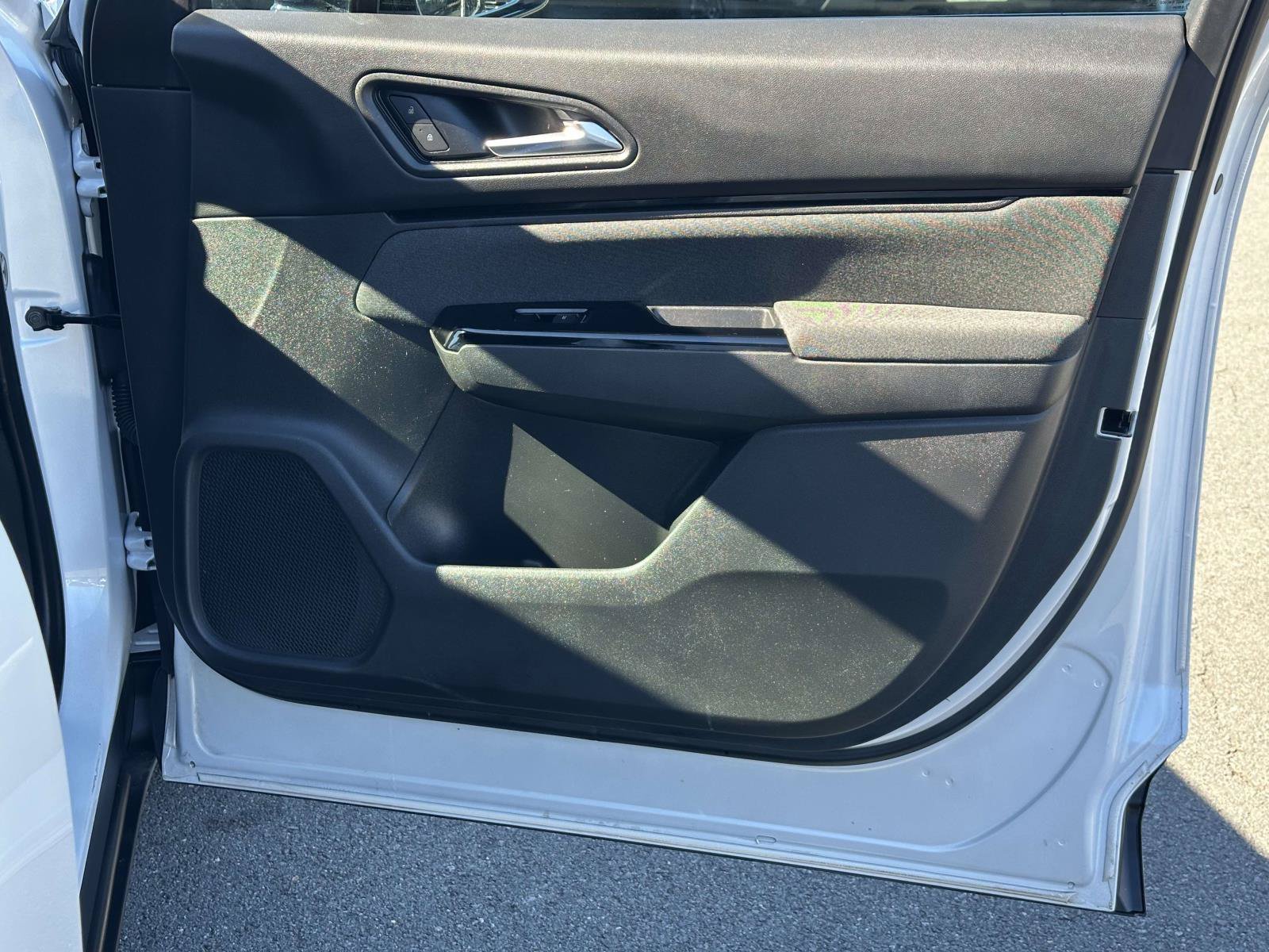 Used 2025 Honda Prologue EX image 29