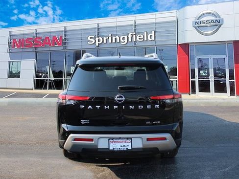 New 2025 Nissan Pathfinder SL w/ Cargo Package image 5