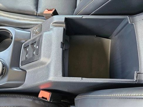 New 2025 Ford Bronco Badlands image 14