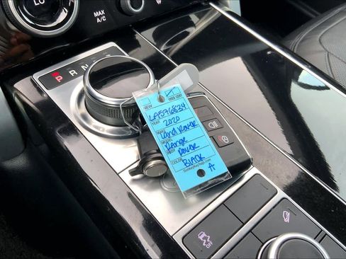 Used 2020 Land Rover Range Rover HSE image 15