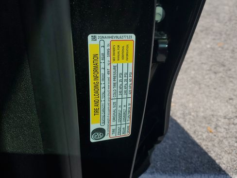 Used 2020 Chevrolet Equinox LS w/ LS Convenience Package image 30